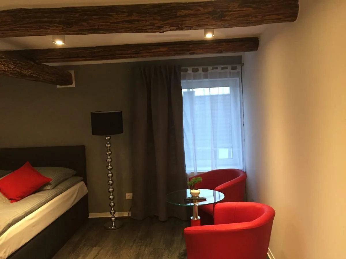 מלון הנובר Haus Tannenhof
